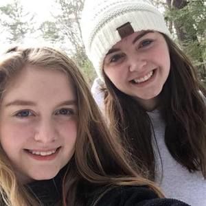 Meet your Posher, Mia